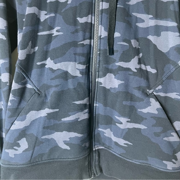 Athleta - Women’s Camo Full Zip Hoodie Jacket Blue Camo Thumbholes -‎ Sz. M - Picture 5 of 7